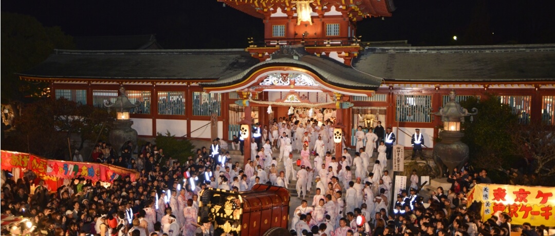 御神幸祭（裸坊祭）の様子